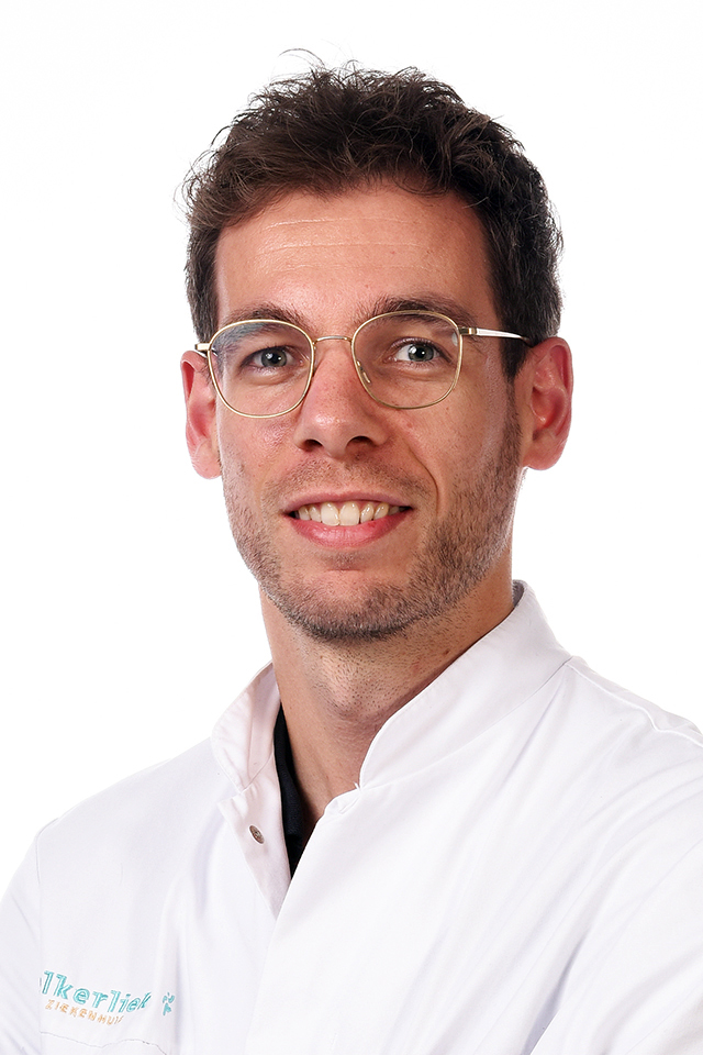 Drs.  van der Velden